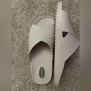 Women's Cream Slide Sandals